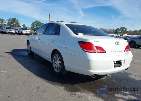 2006 Toyota Avalon Limited z USA, uszkodzony, nr VIN 4T1BK36B26U064938